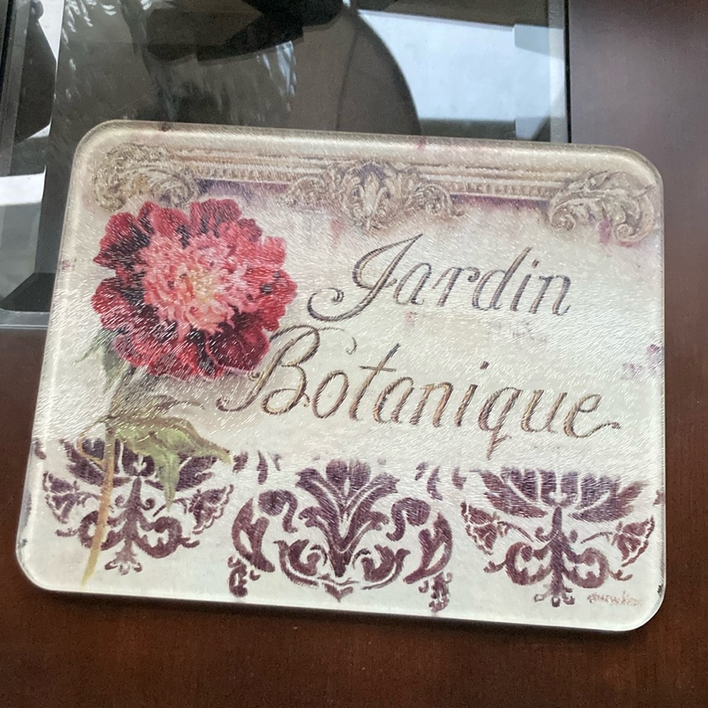 GUC small glass French country cutting board